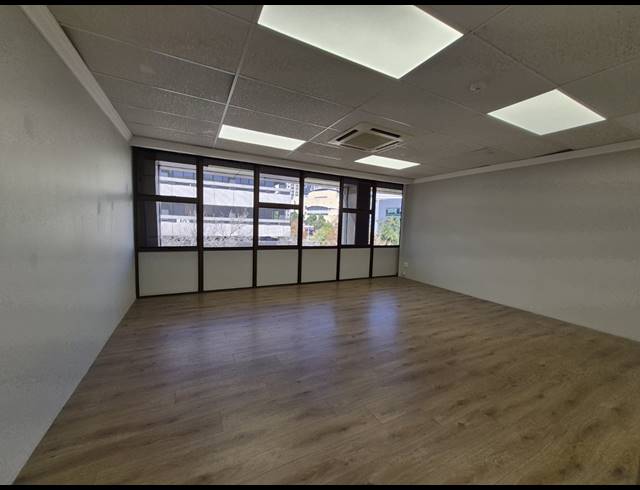 1,609M² OFFICE TO LET IN SANDTON CENTRAL